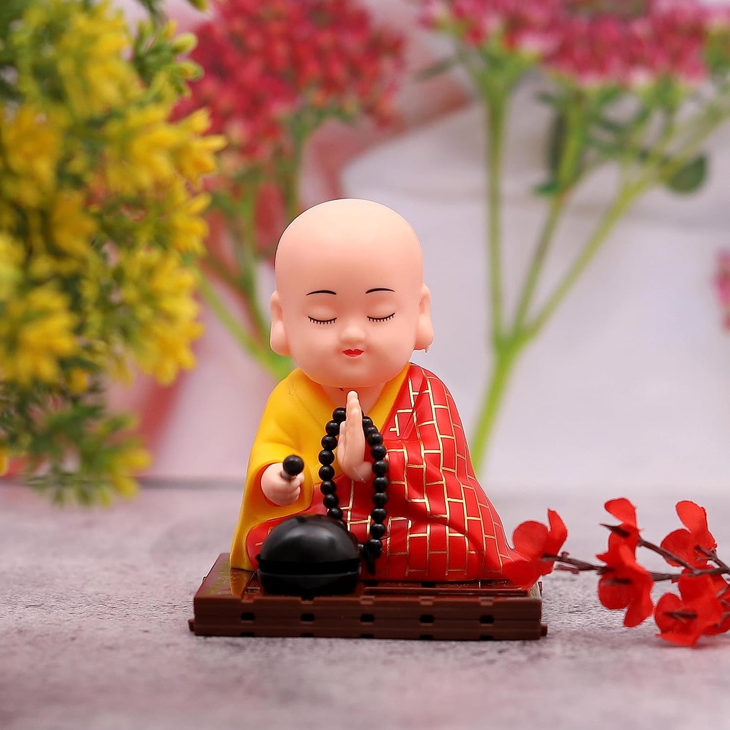 Solar Powered Sitting Buddha Statue Moving Head And Hand (1 Pc Medium)